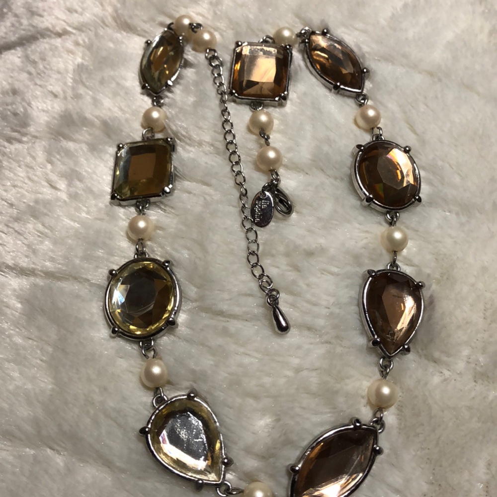 Beautiful Lia Sophia Necklace